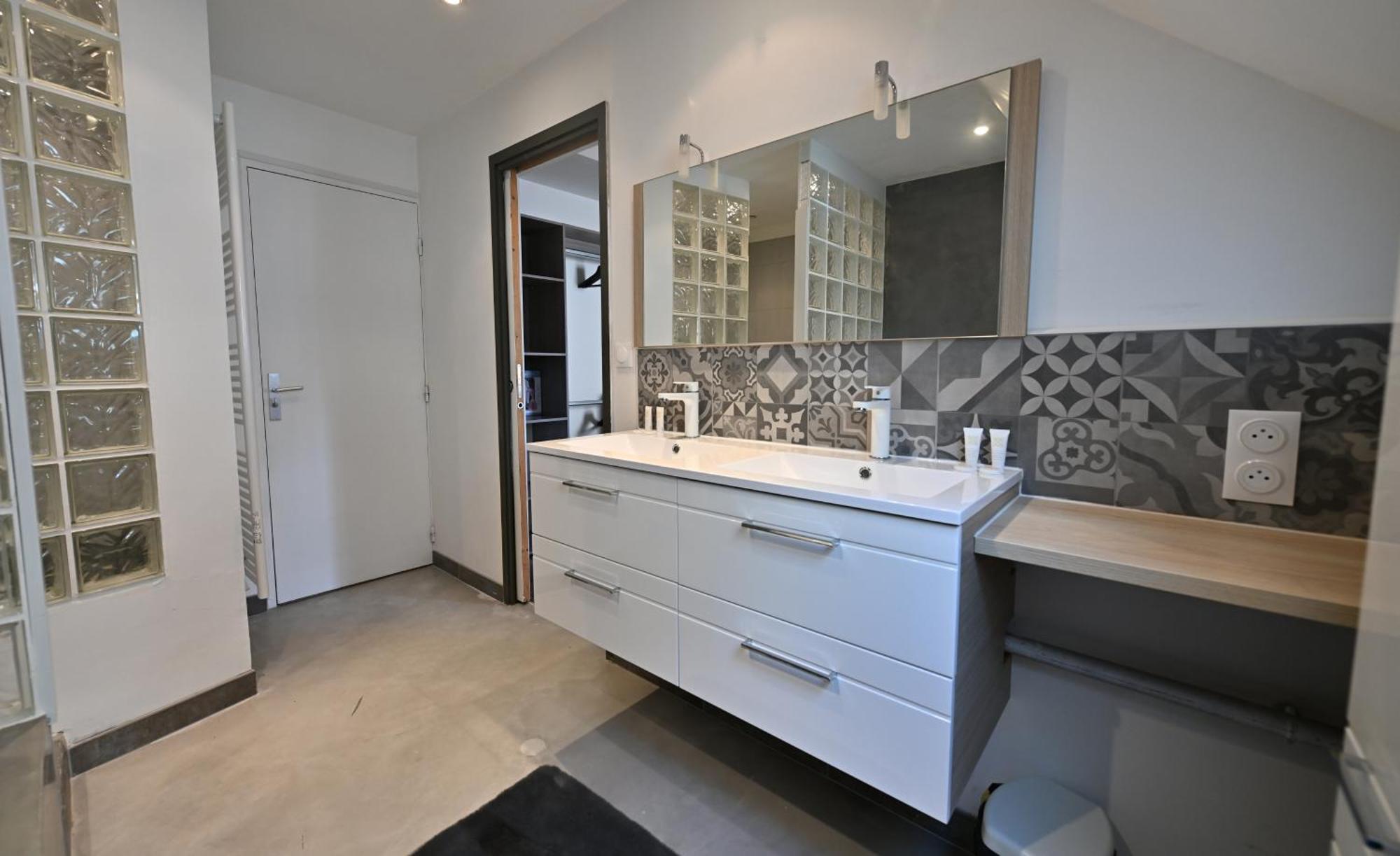 3 Appartements Premium Au Pied De La Cathedrale - Hypercentre Sens Pokoj fotografie