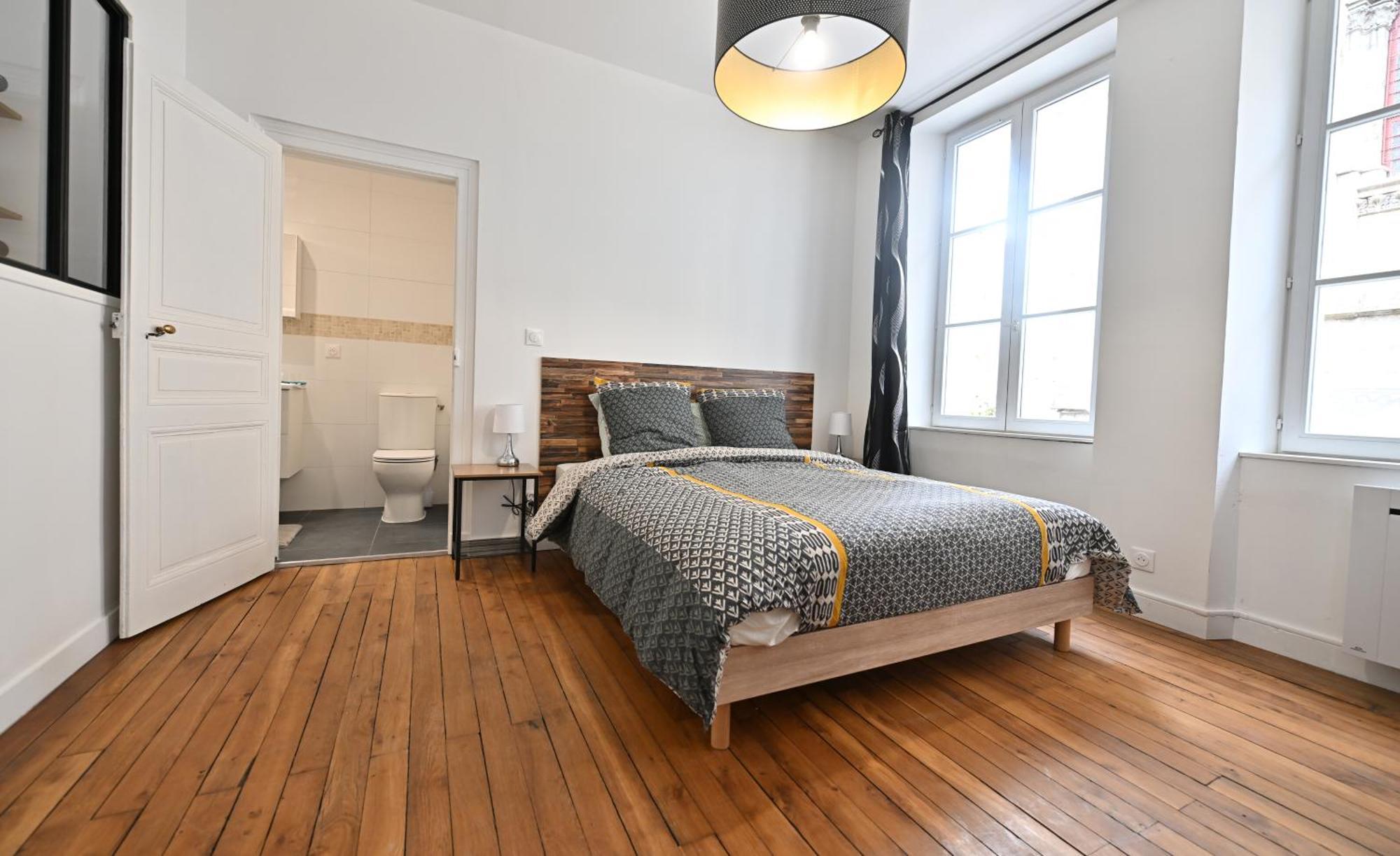 3 Appartements Premium Au Pied De La Cathedrale - Hypercentre Sens Pokoj fotografie
